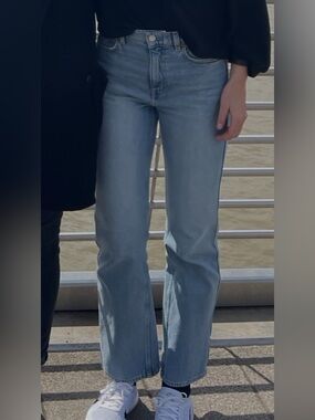 & Other Stories Light Wash Straight Jeans